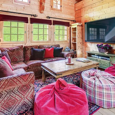 Chalet Palmer - Ovo Network Chalet