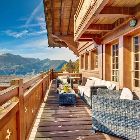 Chalet Palmer - Ovo Network